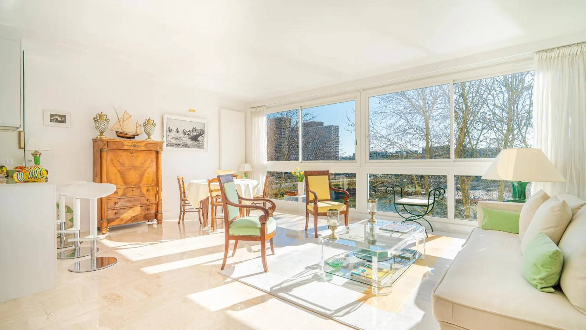 פריז Lovely Apartment With View